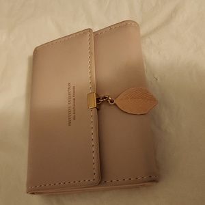 PRETTZYS COLLECTION WALLET